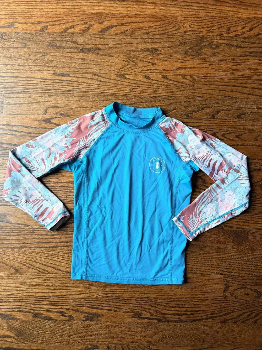Nomad Surf Shop Floral Long Sleeve Rash Guard – Size 12